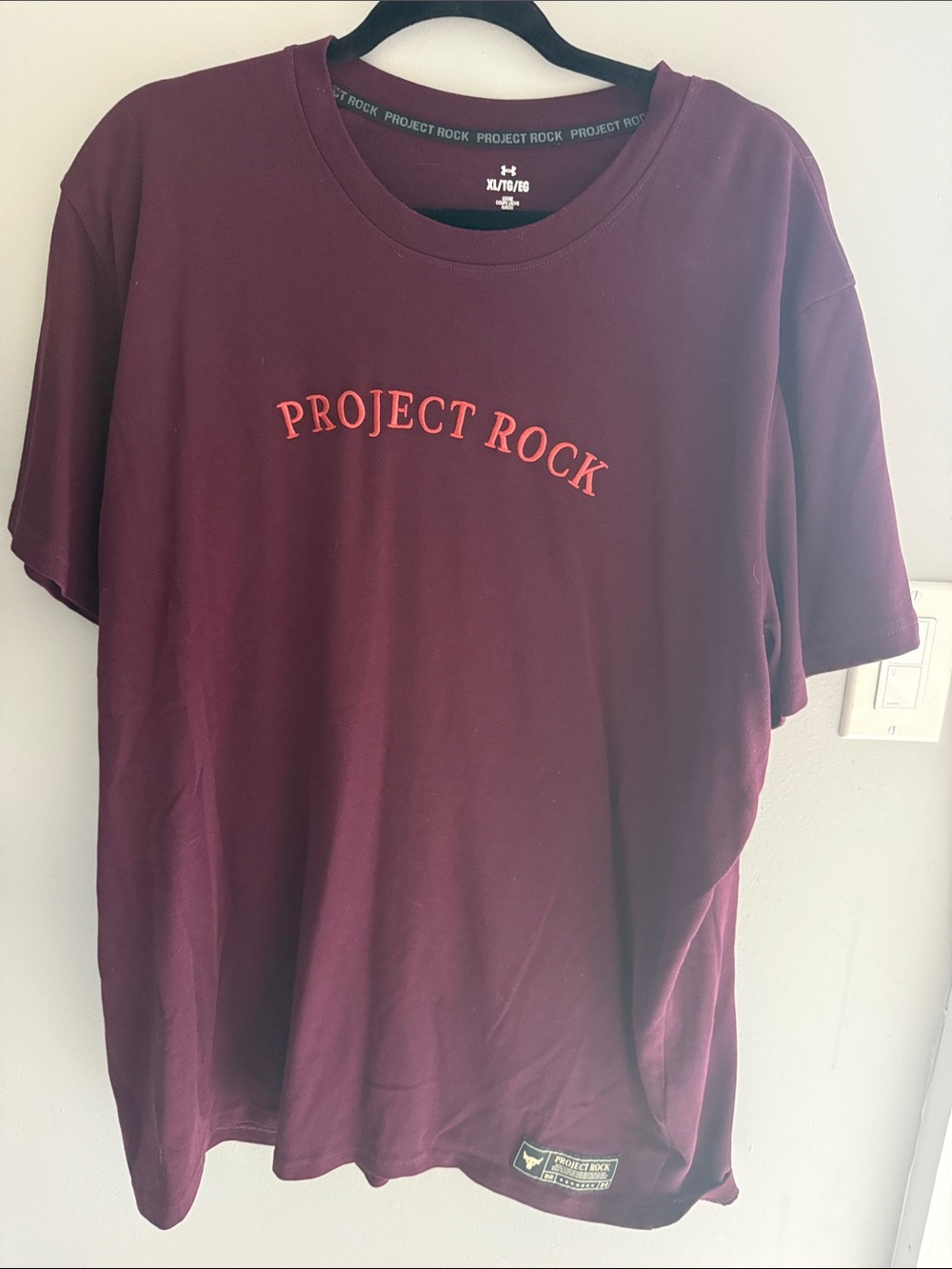 Men's Burgundy Graphic Tee